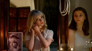 Задник к фильму "Прошлой ночью в Сохо" #653227