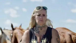 Задник к фильму "К востоку от стены" #617491