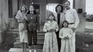 Видео к фильму Desert Bloom | Desert Bloom Trailer 1986