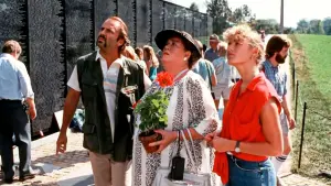 Задник к фильму "В стране" #486633