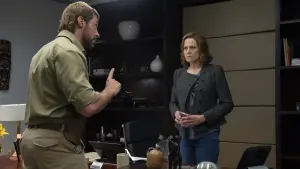 Задник к фильму "Робот по имени Чаппи" #263780