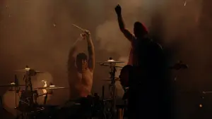 Задник к фильму "Twenty One Pilots: More Than We Ever Imagined" #767534