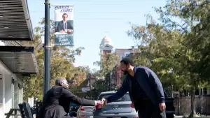 Задник к фильму "Жизнь Чака" #530739