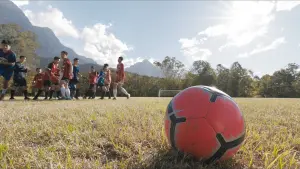 Задник к фильму "13 жизней" #431679