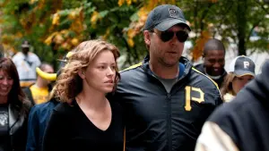 Задник к фильму "Три дня на побег" #241390