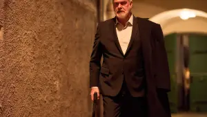 Задник к фильму "Досье «Чёрная канарейка»" #623113