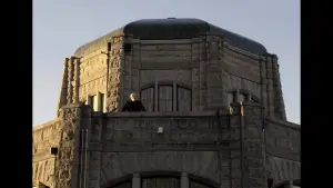 Задник к фильму "So Long, Farewell" #782406