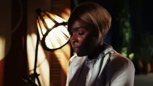 Задник к фильму "Достать ножи: Стеклянная луковица" #592463