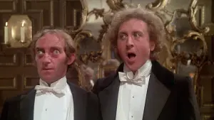 Задник к фильму "Приключения хитроумного брата Шерлока Холмса" #438334