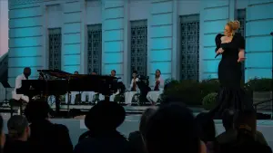 Задник к фильму "Вечер с Адель" #411197