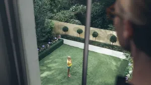 Задник к фильму "Этажом ниже" #352708