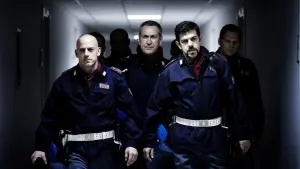 Задник к фильму "Все копы – ублюдки" #249363