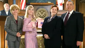 Задник к фильму "Блондинка в законе 2: Красное, белое и блондинка" #673086