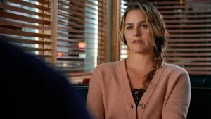 Задник к фильму "Последние выжившие" #388658