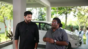 Задник к фильму "கோமாளி" #805631