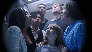 Видео к фильму Из глубины | Из глубины &mdash; Русский трейлер (2024)