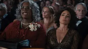 Задник к фильму "Очень страшное кино 5" #670244