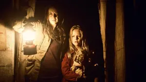 Задник к фильму "Затаившись" #257420