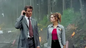 Задник к фильму "007: И целого мира мало" #625738