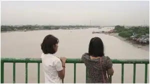 Задник к фильму "သစ်သီးခူး" #927843