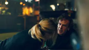 Задник к фильму "Опасные отношения" #774883