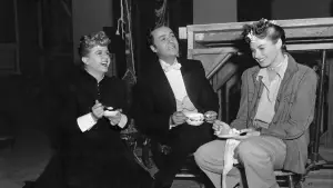 Задник к фильму "Газовый свет" #688216