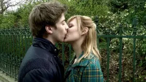 Задник к фильму "Сексуальные хроники французской семьи" #464877