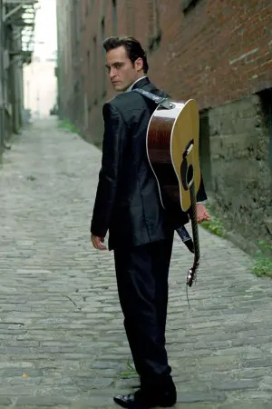 Постер к фильму "Переступить черту" #211407