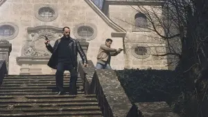 Задник к фильму "Багровые реки 2: Ангелы апокалипсиса" #303771