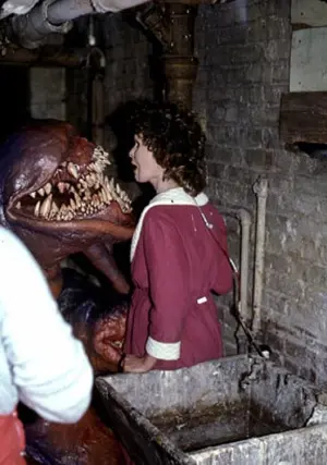 Постер к фильму "Смертельный выводок" #428938