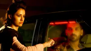 Задник к фильму "Злодей возвращается" #435945