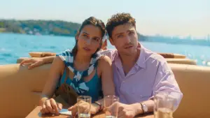 Задник к фильму "Она сказала «Может быть»" #785135