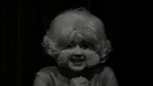 Задник к фильму "Голова-ластик" #530779