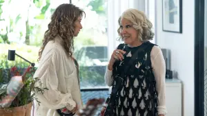 Задник к фильму "Сидя в барах с тортом" #387702