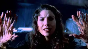 Задник к фильму "Восставший из ада 4: Кровное родство" #622046