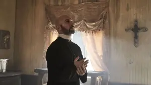 Задник к фильму "Наемник" #172068