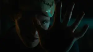 Задник к фильму "Хэллоуин заканчивается" #699640