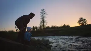 Задник к фильму "Сны поездов" #514874