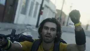 Задник к фильму "Птица в клетке. Заражение" #294231