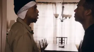 Задник к фильму "Дом с паранормальными явлениями" #320109