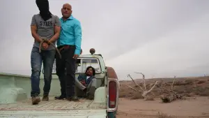 Задник к фильму "Беги и стреляй" #343323