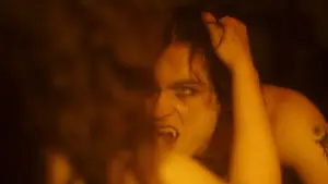 Задник к фильму "The Serpent