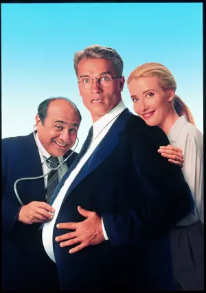 Постер к фильму "Джуниор" #355735