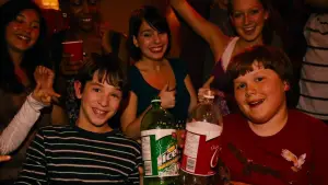 Задник к фильму "Дневник слабака 2: Правила Родрика" #724232