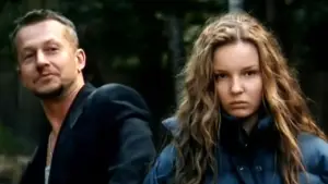 Задник к фильму "Охранник для дочери" #684003