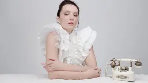 Задник к фильму "Красные комнаты" #194975