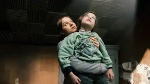 Задник к фильму "Комната" #179600