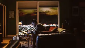 Задник к фильму "Мы все чужие" #189632