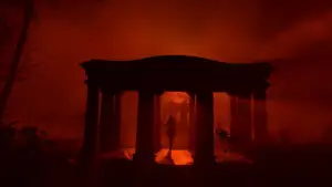 Задник к фильму "Призрак в кронах деревьев" #917915