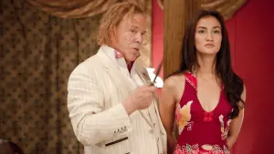 Видео к фильму Пылающий остров | Java Heat Official Theatrical Trailer #1 (2013) - Kellan Lutz Movie HD